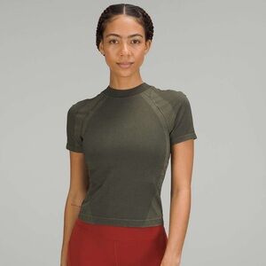 Lulu Lemon Seamless Training Short Sleeve Shirt